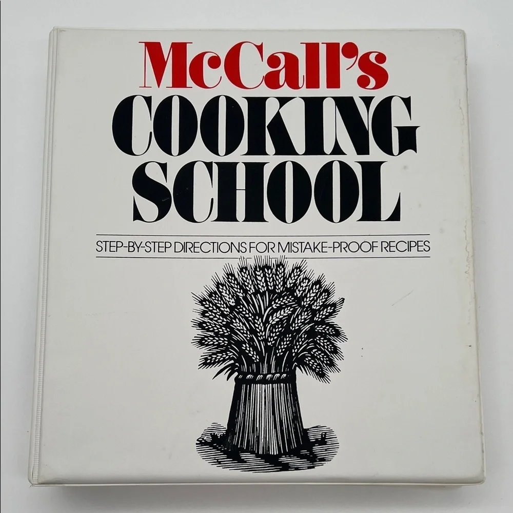 Vintage McCall's Cooking School Cookbook Color-Illustrated Recipes 3-Ring Binder